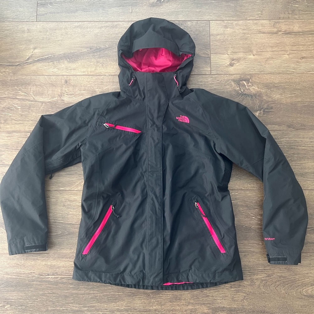 The North Face Women’s HyVent Jacket (M)